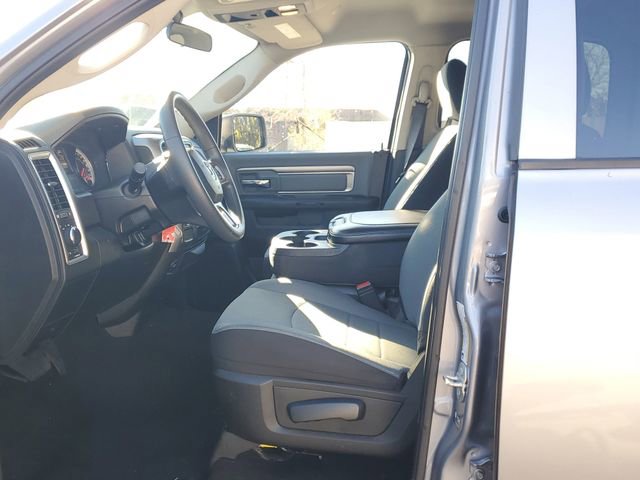 Used 2023 RAM 1500 Classic SLT image 19