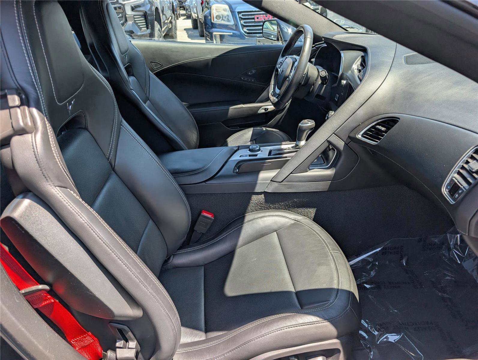 Used 2019 Chevrolet Corvette Z06 RWD image 12