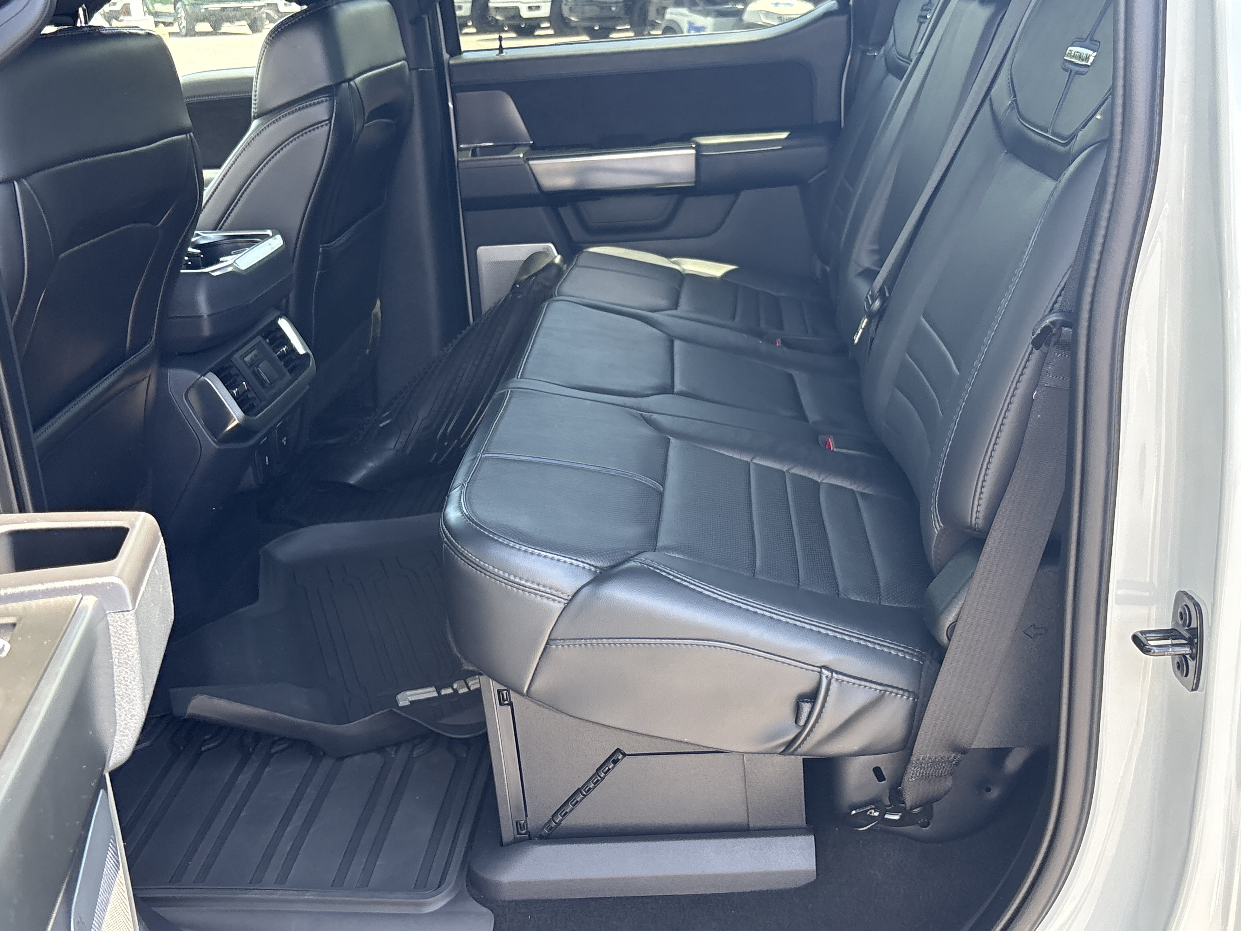 Certified 2024 Ford F150 Platinum AWD/4WD image 21