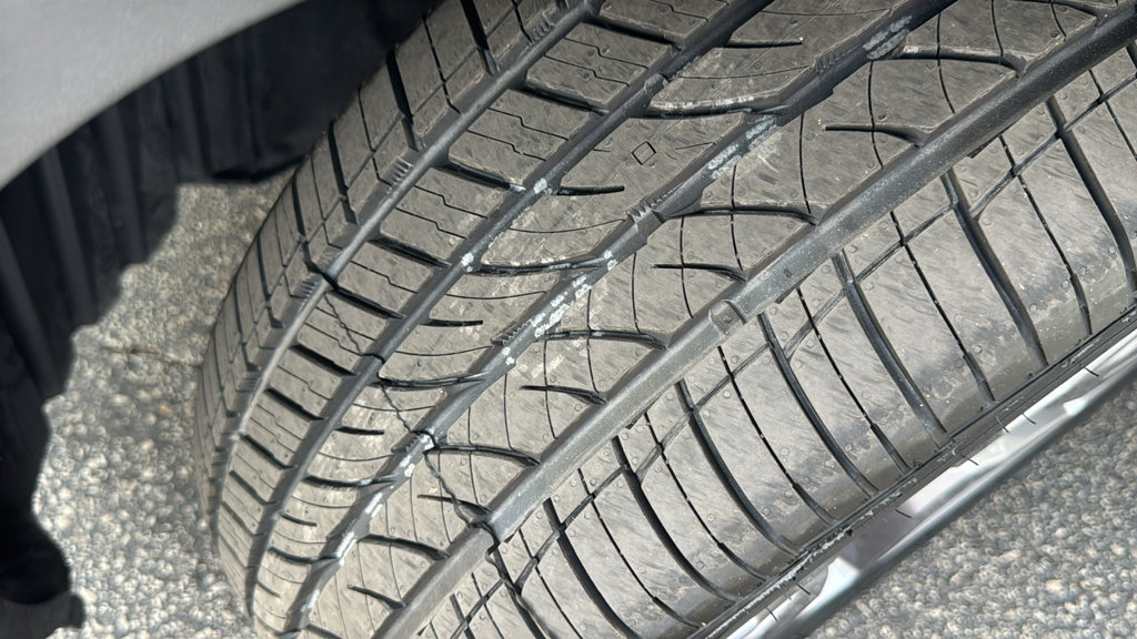 Used 2023 Honda Passport EX-L image 11