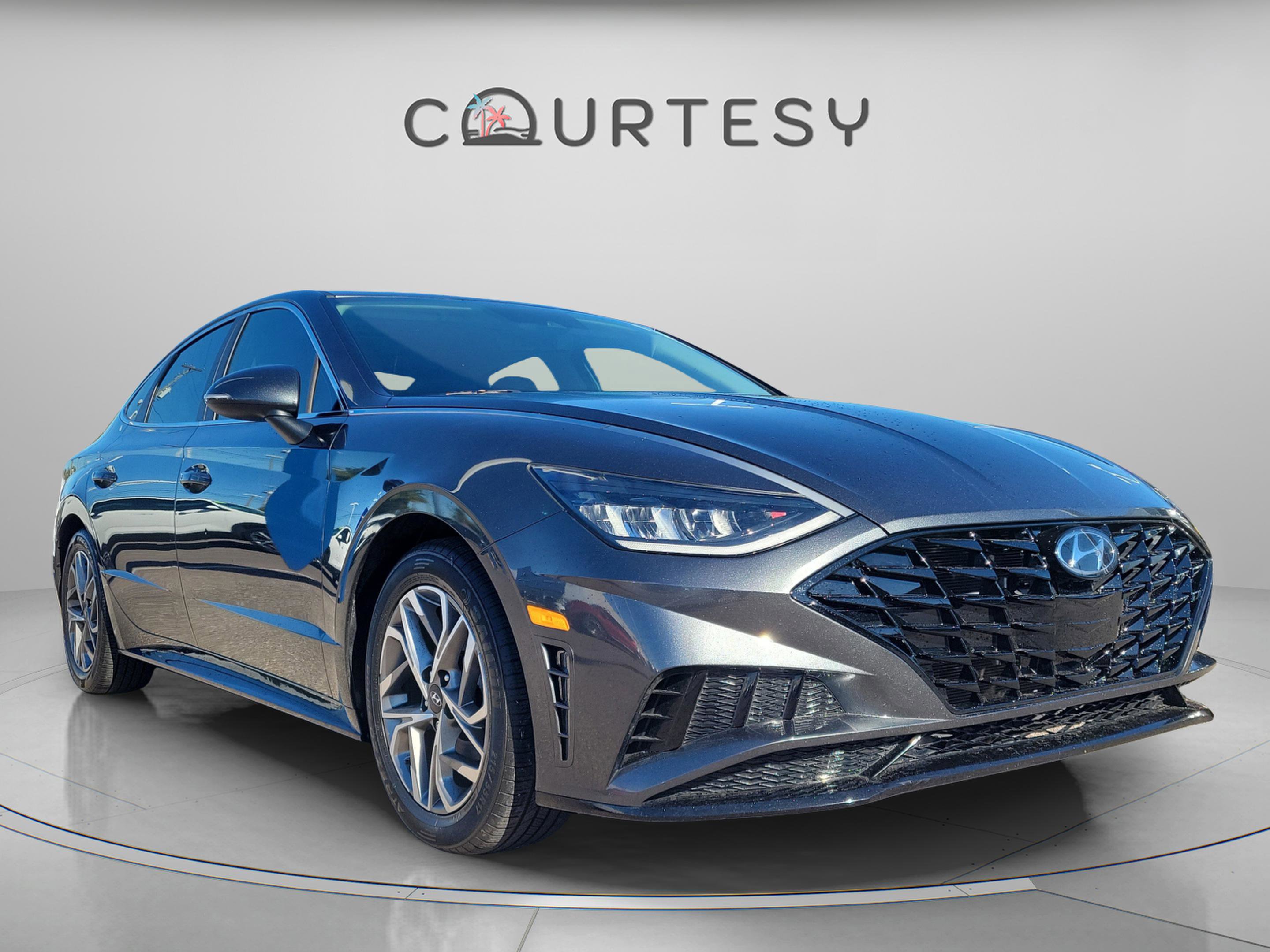 Certified 2021 Hyundai Sonata SEL w/ Preferred Accessory Package image 4