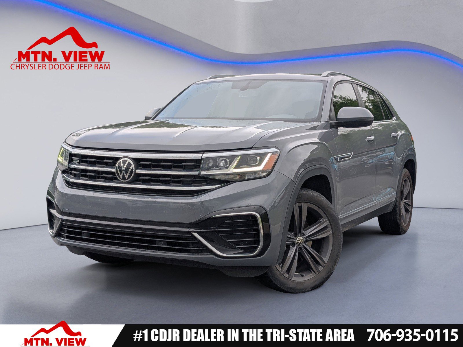 Used 2021 Volkswagen Atlas Cross Sport SE FWD image 1