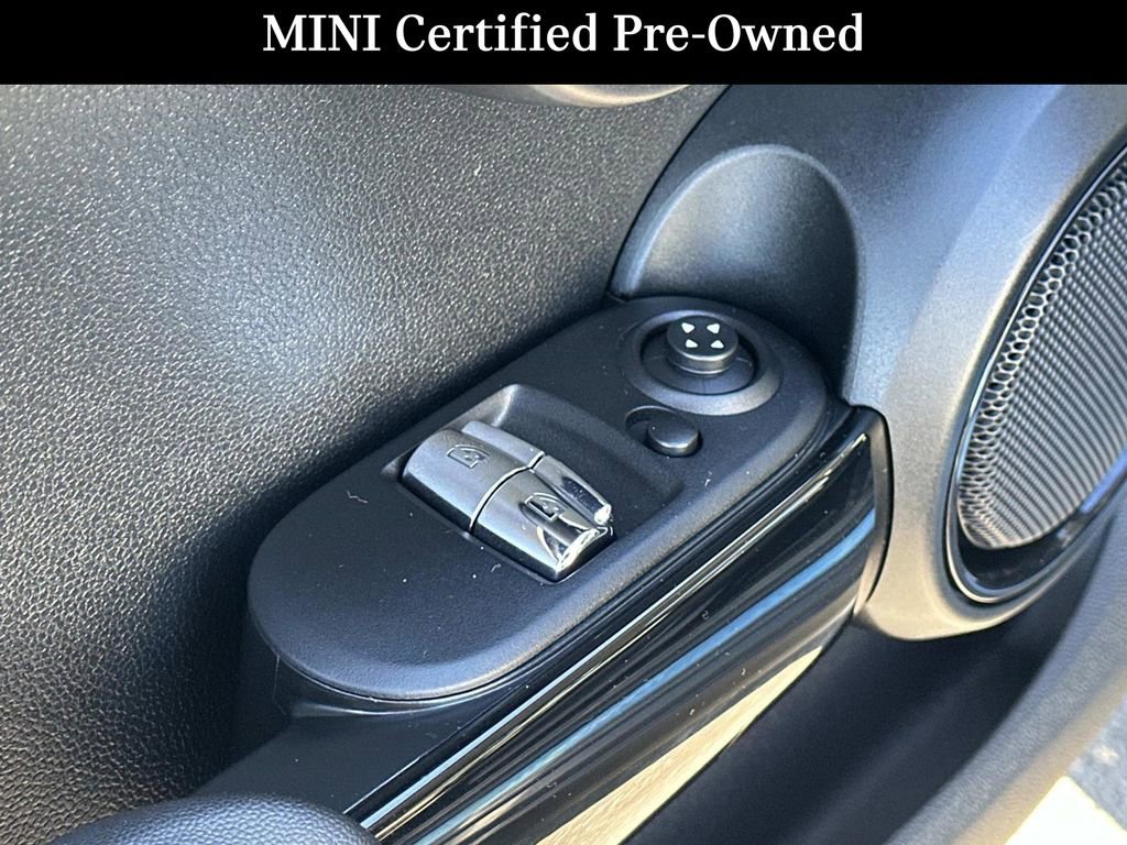 Used 2022 MINI Cooper SE image 22