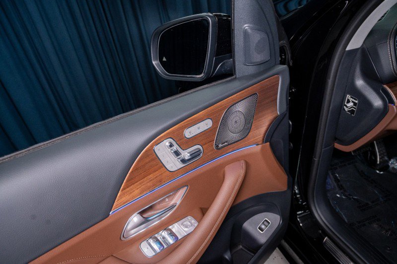 New 2026 Mercedes-Benz GLS 450 4MATIC image 12