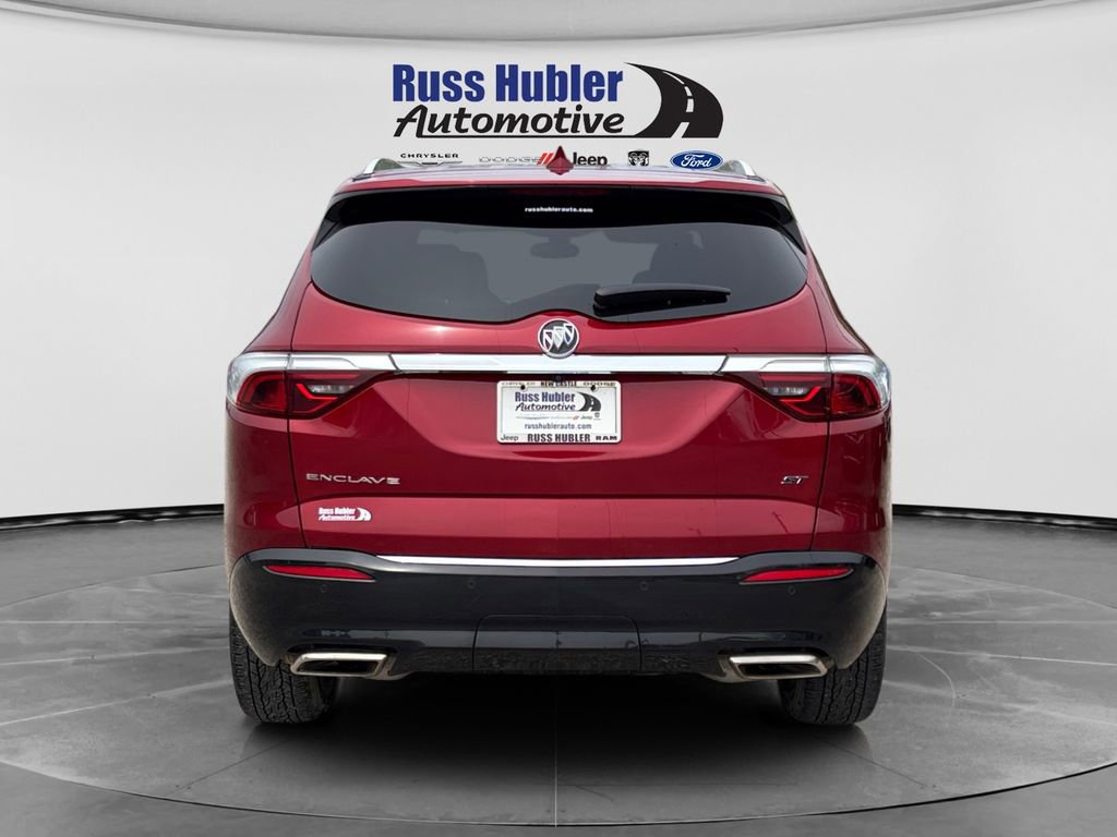 Used 2024 Buick Enclave Essence w/ Sport Touring Edition FWD image 4