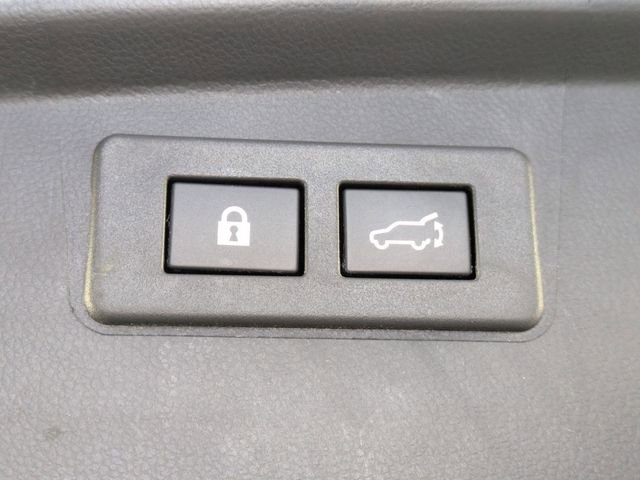 Used 2023 Subaru Outback Limited AWD/4WD image 32