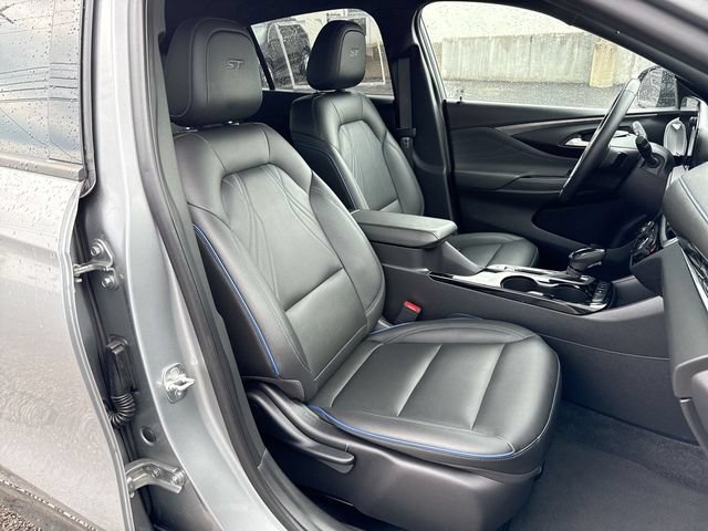 Used 2024 Buick Envista Sport Touring FWD image 24