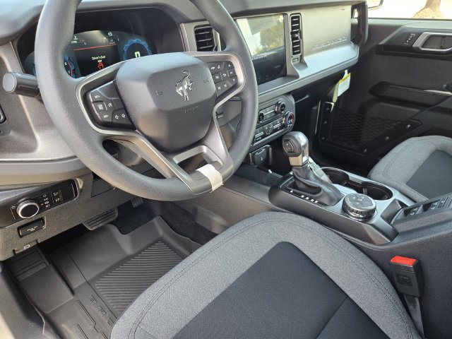 New 2026 Ford Bronco 4-Door AWD/4WD image 13