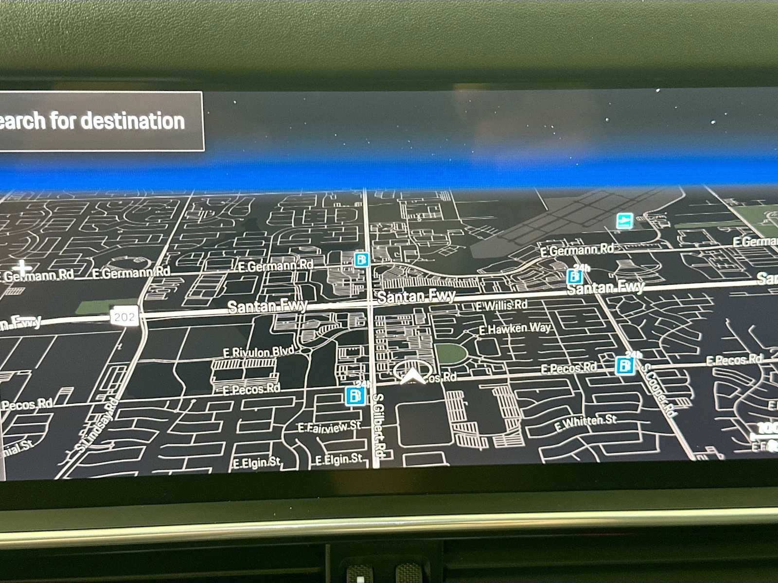 Certified 2022 Porsche Cayenne Platinum Edition image 18