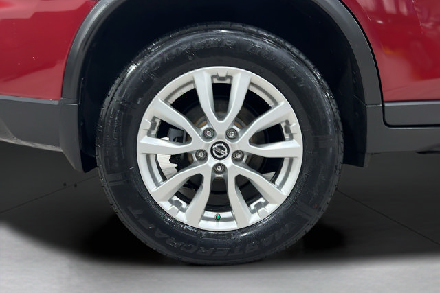 Used 2020 Nissan Rogue SV AWD/4WD image 24
