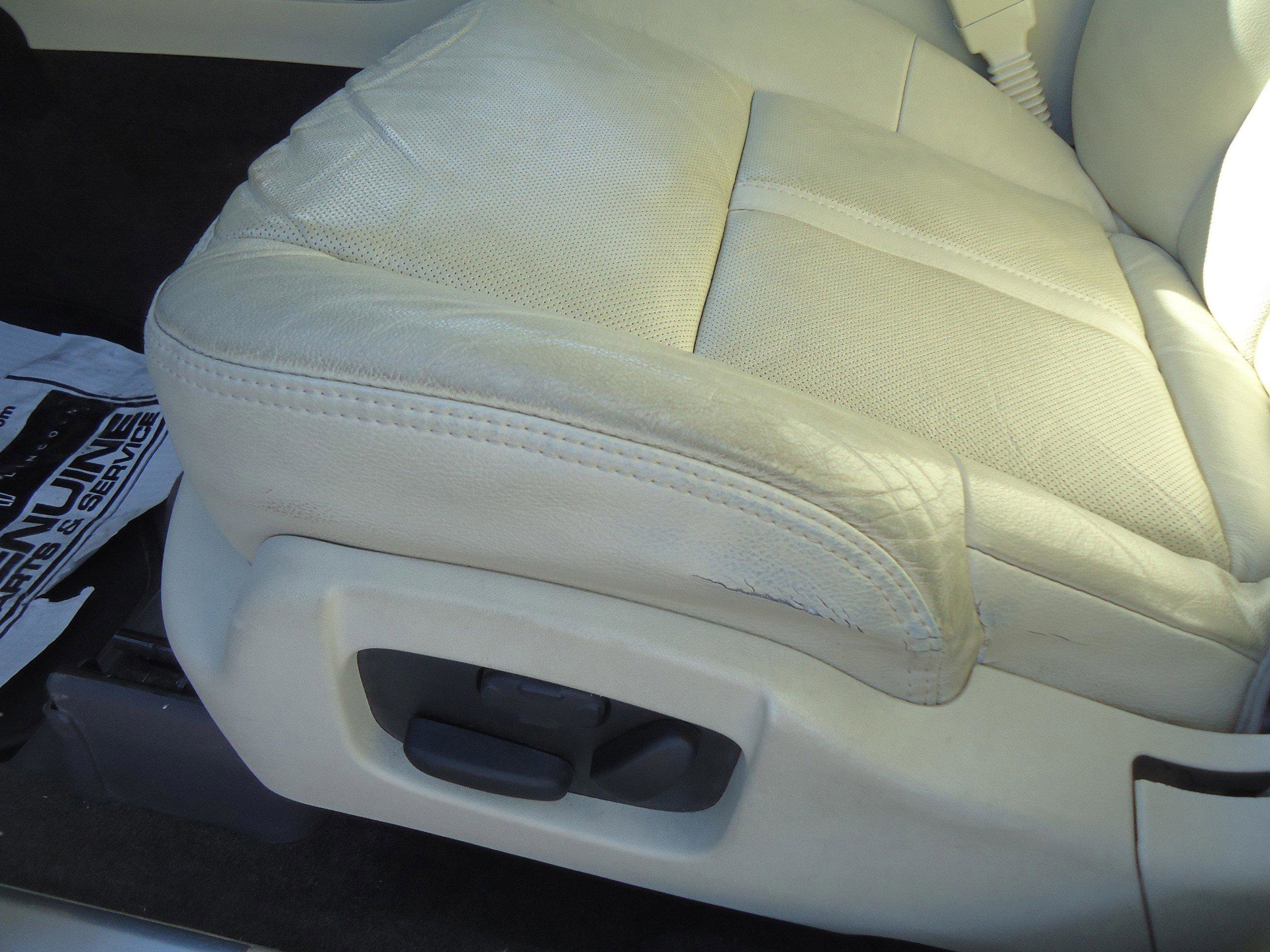 Used 2016 Lincoln MKT AWD w/ Equipment Group 201A image 24