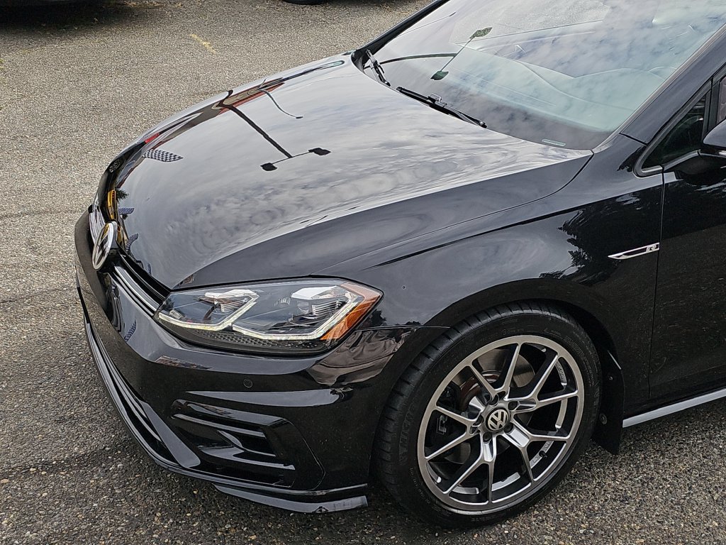 Used 2018 Volkswagen Golf R 4-Door AWD/4WD image 20