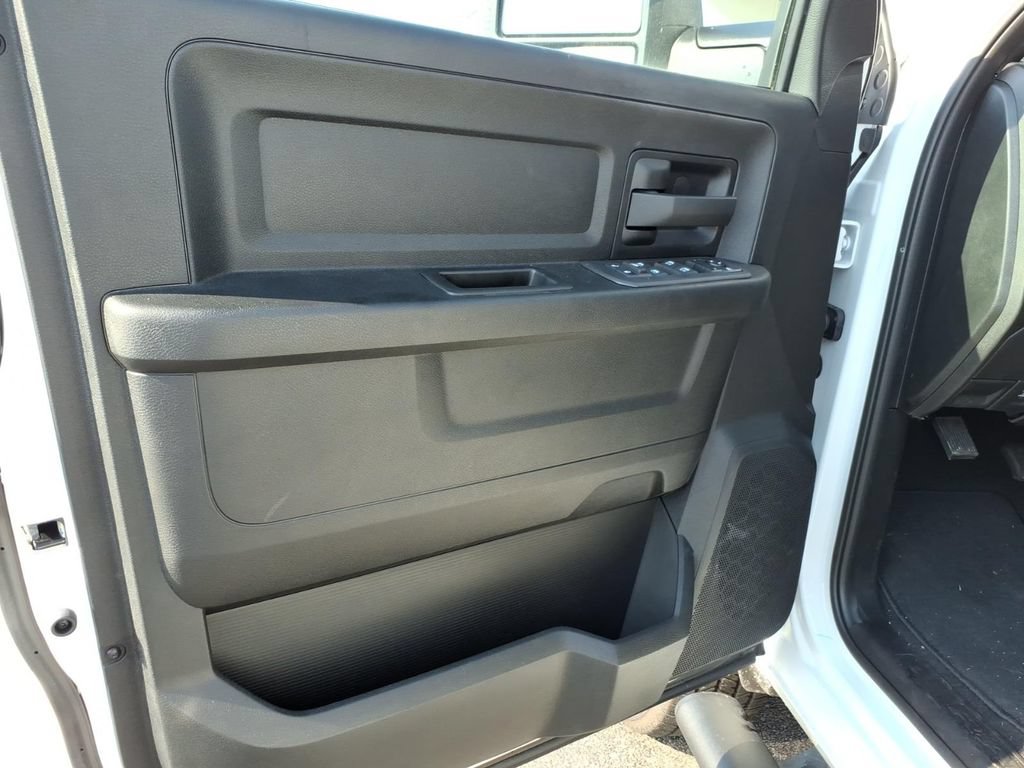 New 2026 RAM 2500 Tradesman AWD/4WD image 12