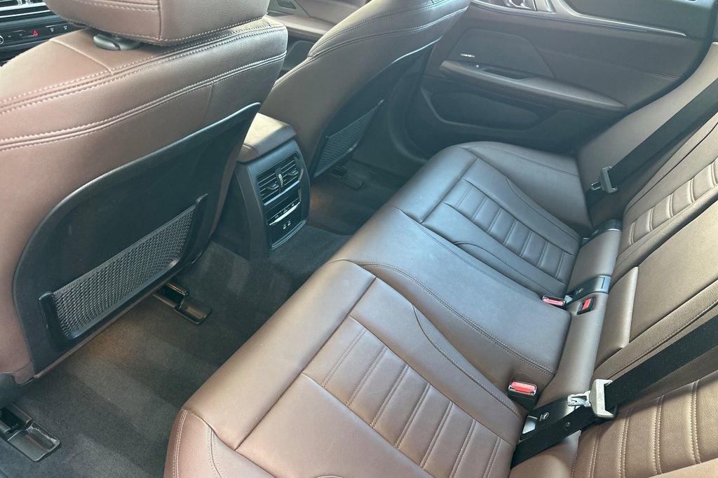 Used 2023 BMW i4 eDrive40 w/ M Sport Package RWD image 12