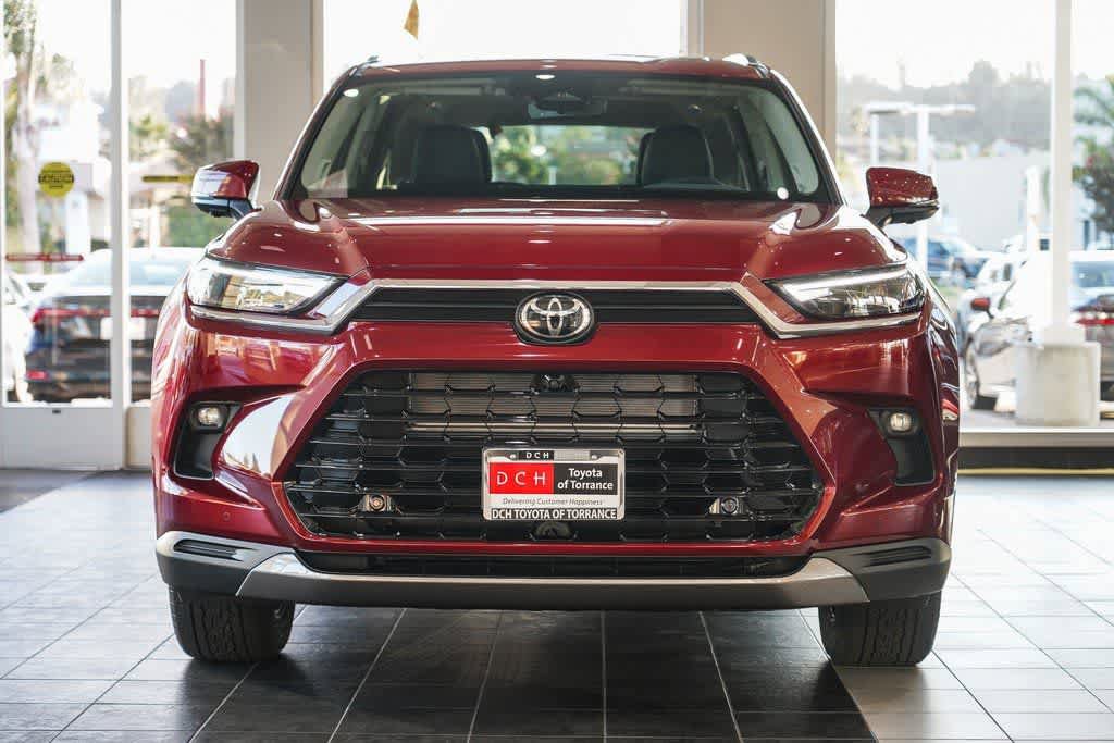New 2025 Toyota Grand Highlander AWD Hybrid image 4