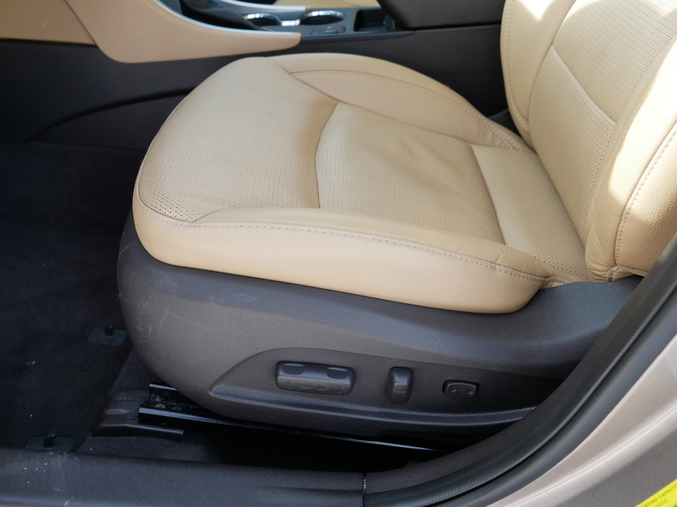 Used 2014 Hyundai Sonata Limited w/ Technology Package 05 image 20