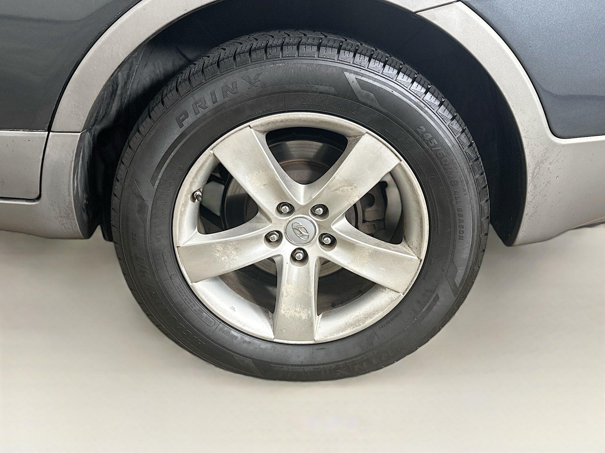 Used 2011 Hyundai Veracruz Limited FWD image 11