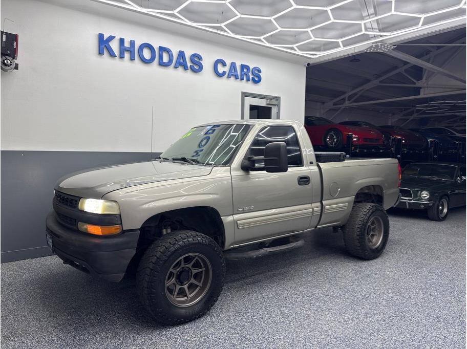 Used 1999 Chevrolet Silverado 1500 LS w/ Off-Road Chassis Pkg AWD/4WD image 2