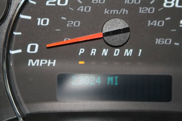 Used 2019 Chevrolet Express 3500 w/ Driver Convenience Package image 18