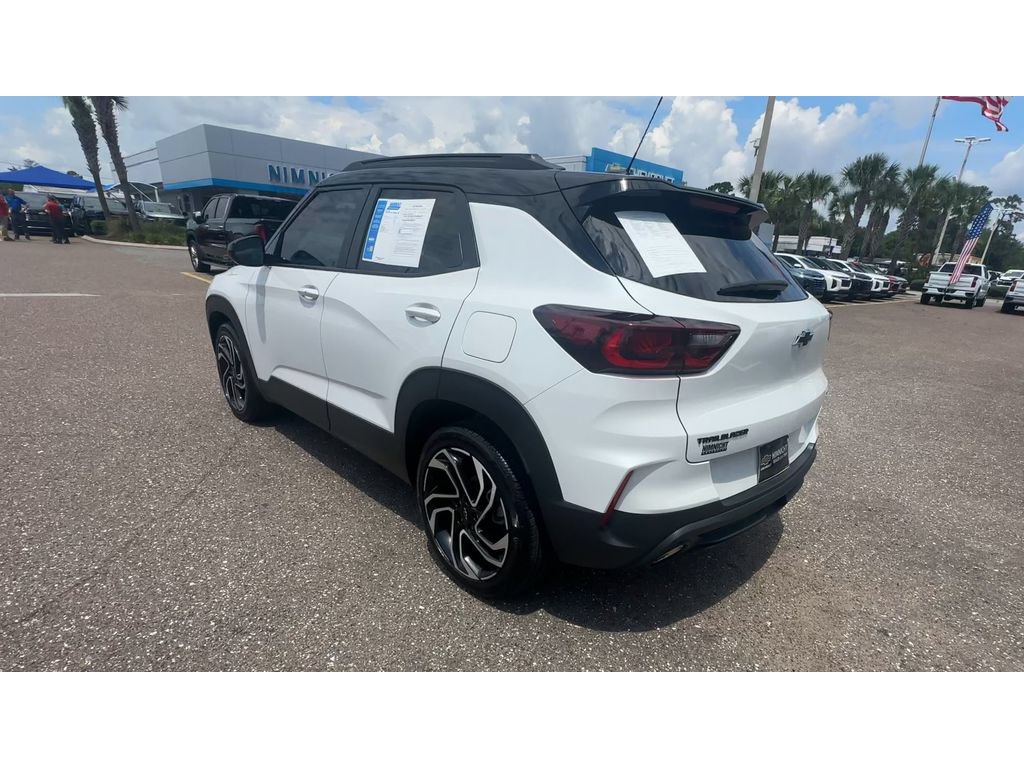 Used 2025 Chevrolet TrailBlazer RS FWD image 4