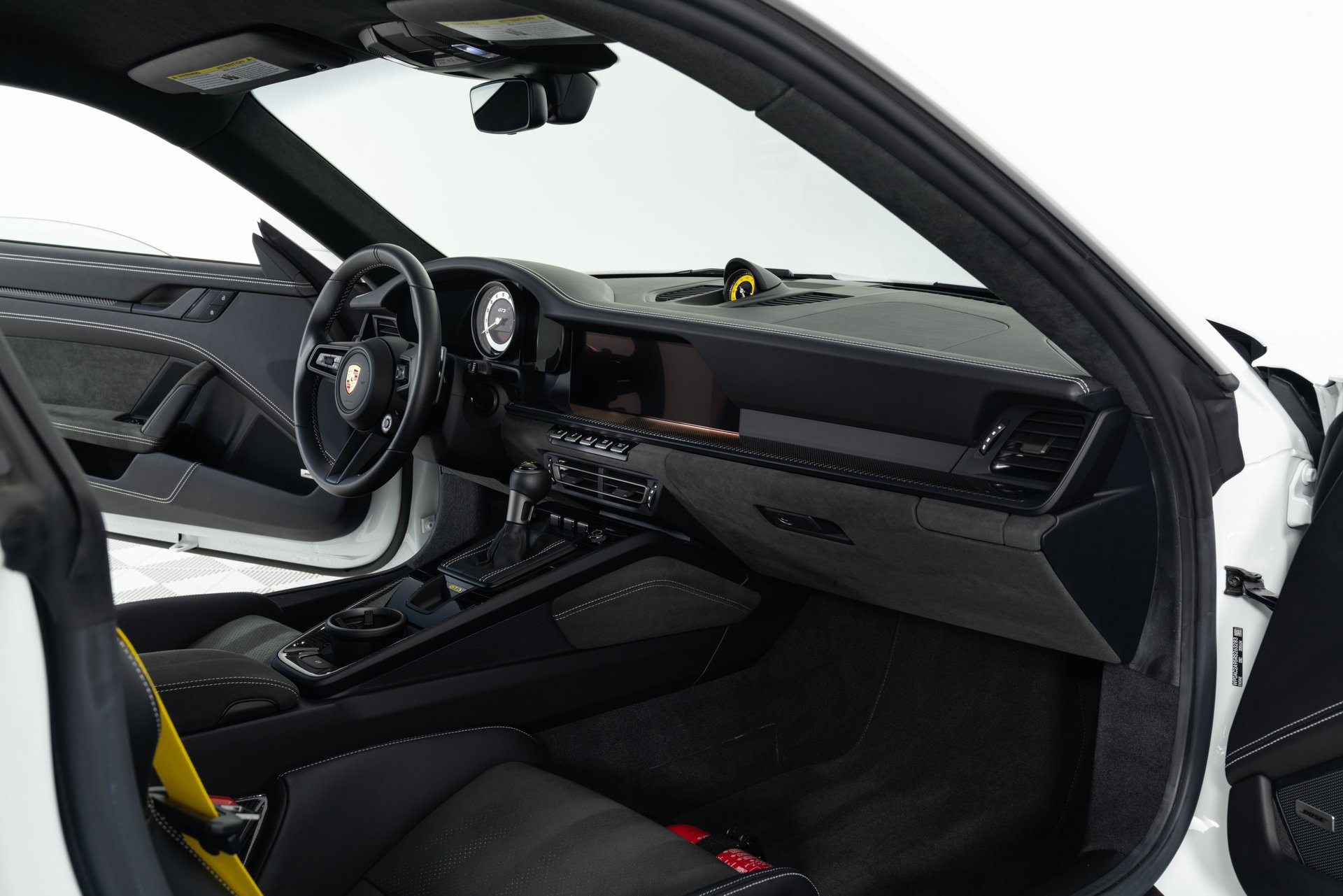 Used 2024 Porsche 911 GT3 RWD image 16