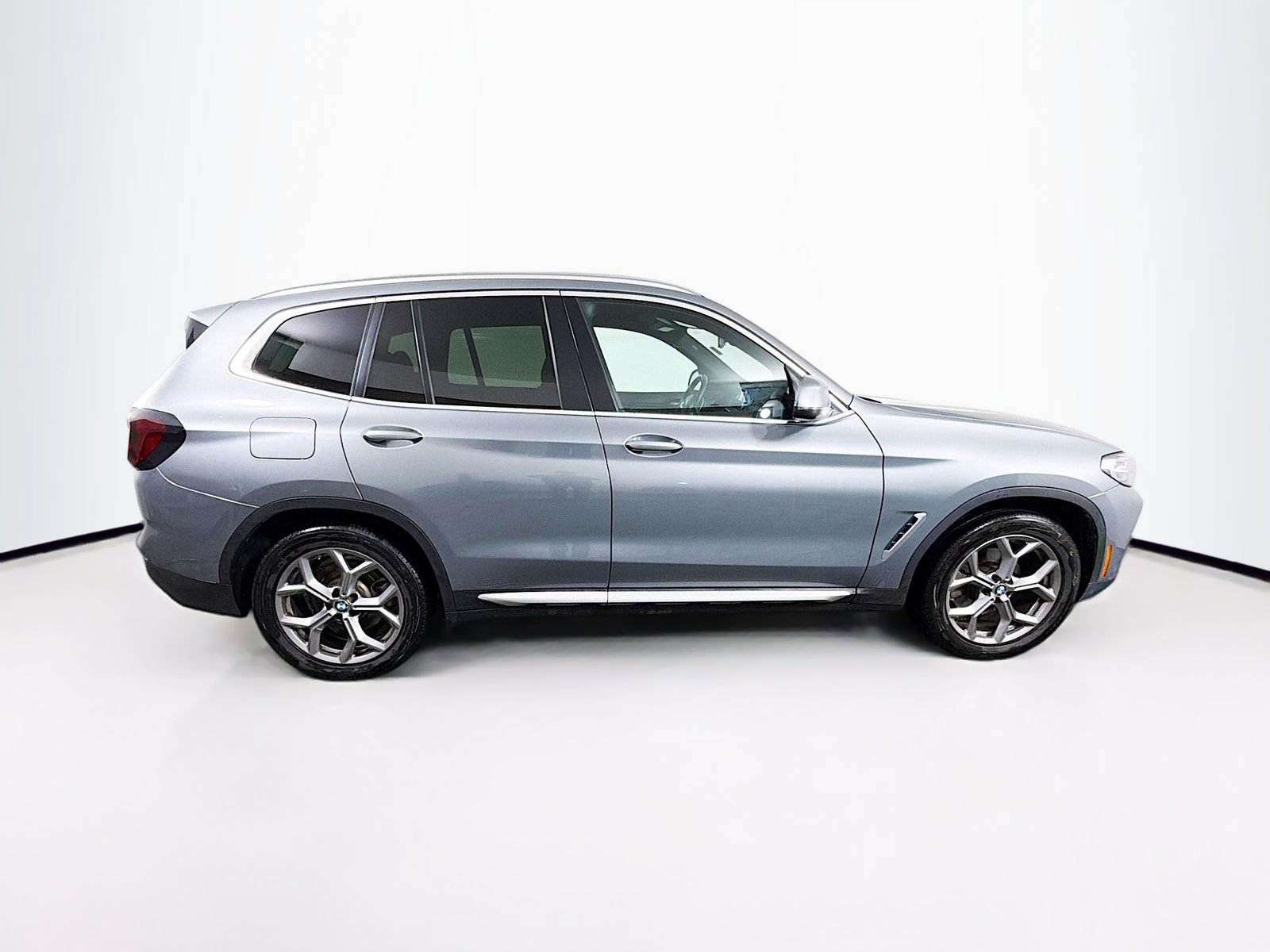 Used 2024 BMW X3 xDrive30i AWD/4WD image 8