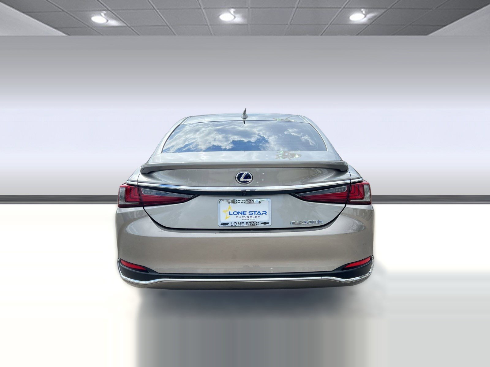 Used 2020 Lexus ES 300h w/ Accessory Package image 9