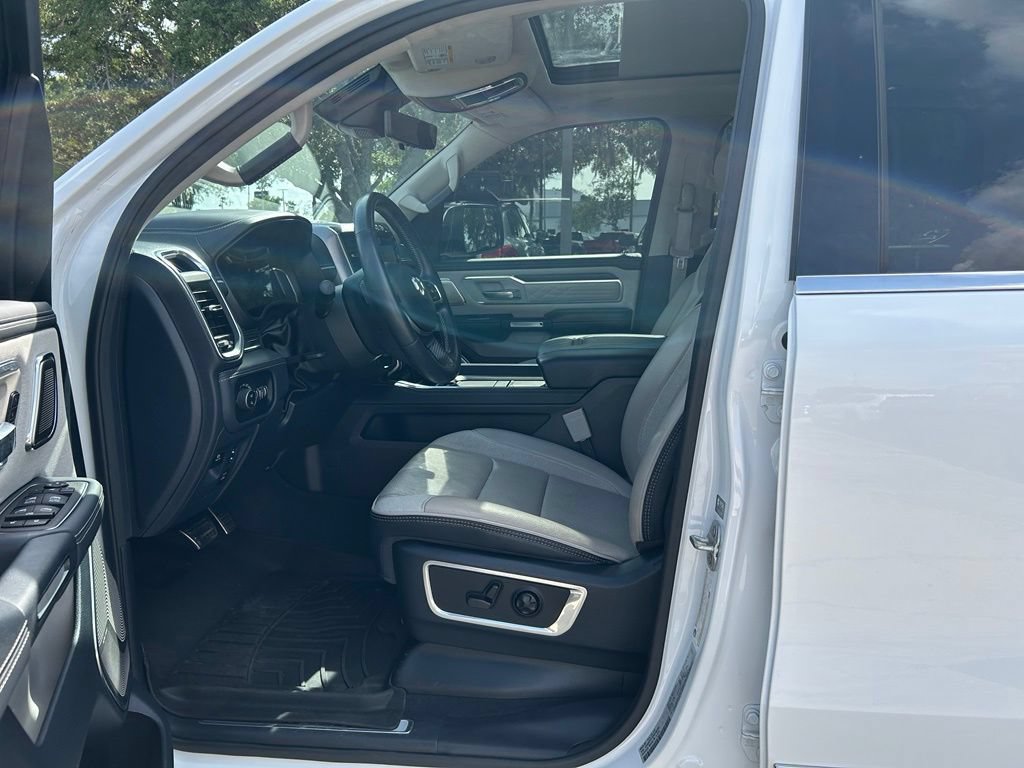 Used 2024 RAM 1500 Limited AWD/4WD image 15
