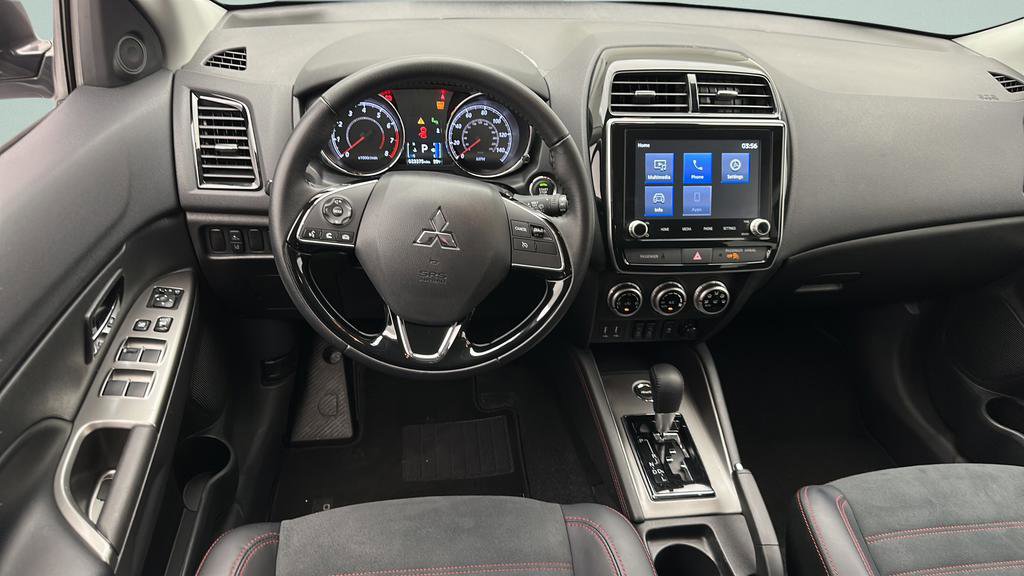 Used 2025 Mitsubishi Outlander Sport SE AWD/4WD image 12
