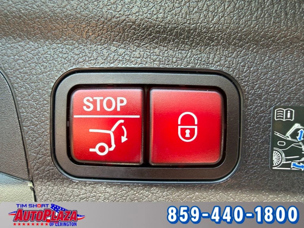 Used 2022 Mercedes-Benz GLE 350 4MATIC w/ Premium Package image 28