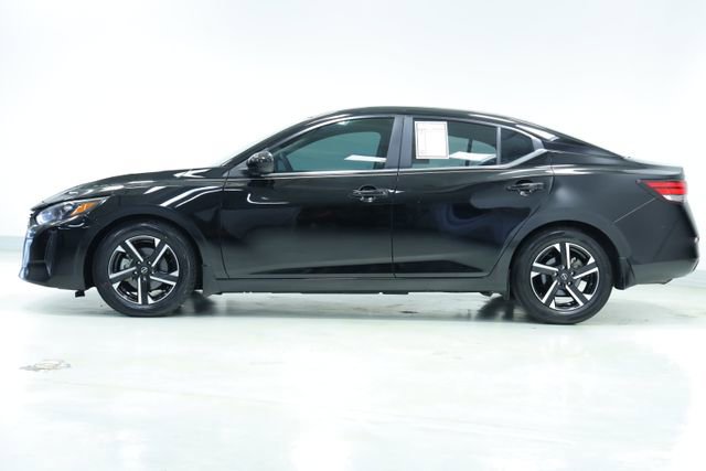 Used 2024 Nissan Sentra SV w/ All-Weather Package image 4