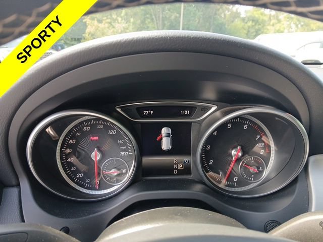 Used 2018 Mercedes-Benz GLA 250 4MATIC image 30