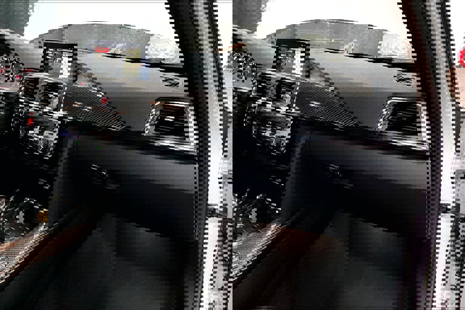 Used 2018 BMW M3 image 18