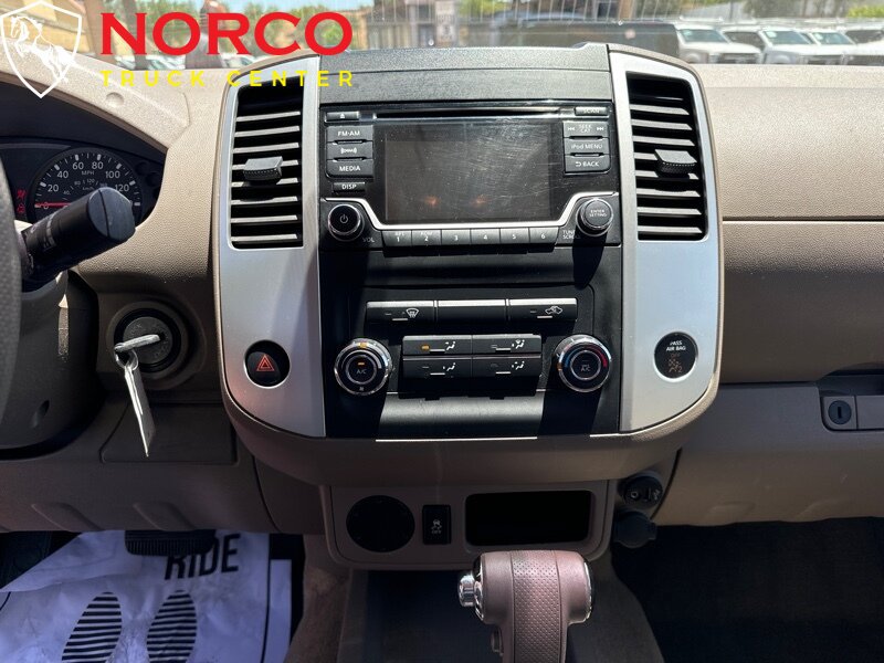 Used 2017 Nissan Frontier SV RWD image 17