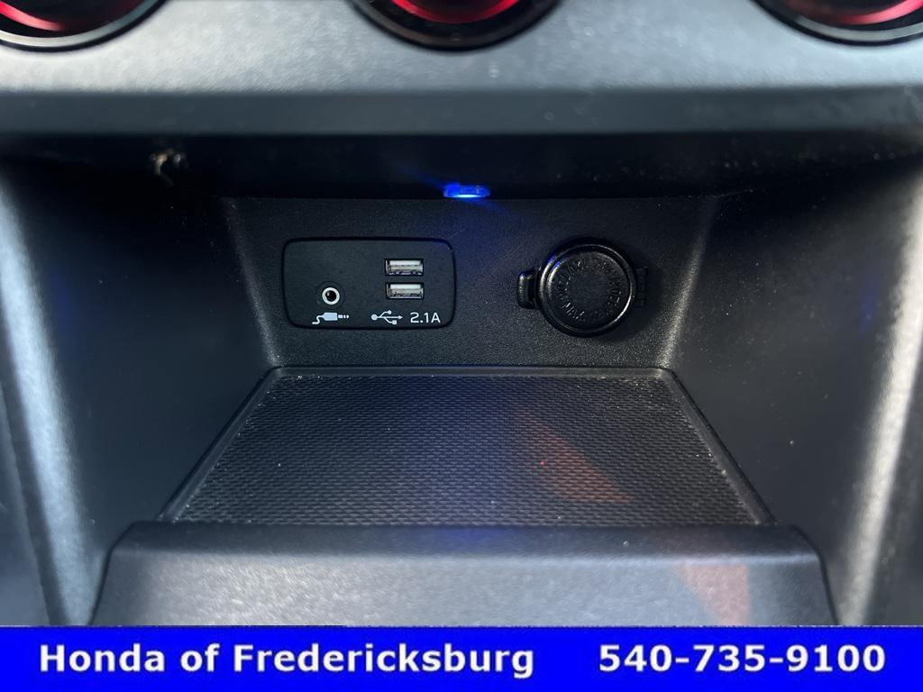Used 2019 Subaru Forester Premium w/ All-Weather Package image 27