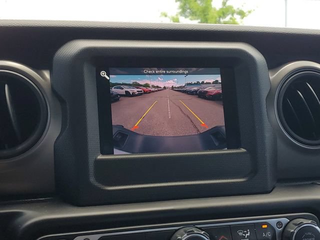 Certified 2023 Jeep Gladiator Sport AWD/4WD image 29