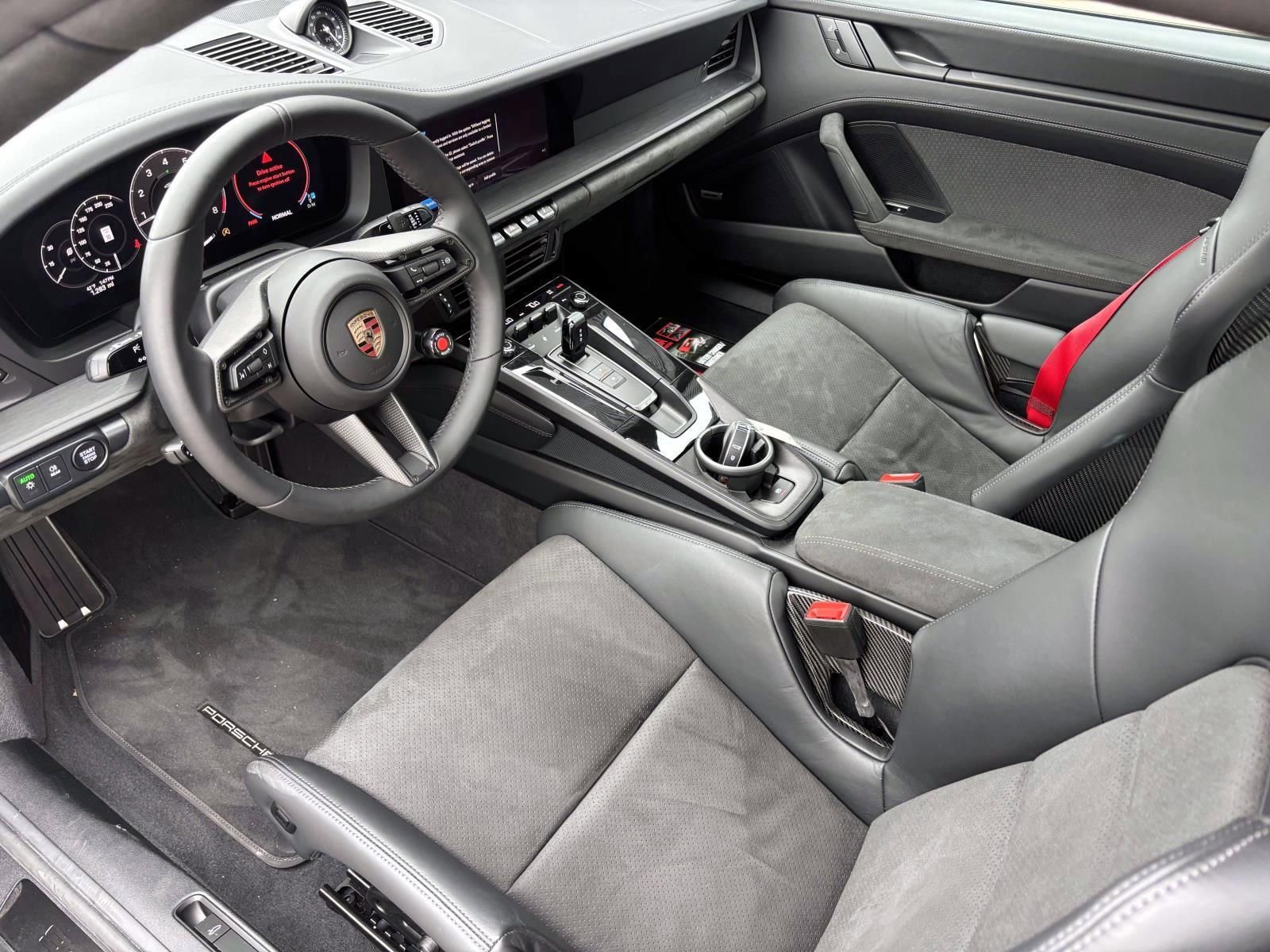 Certified 2026 Porsche 911 Carrera GTS RWD image 17