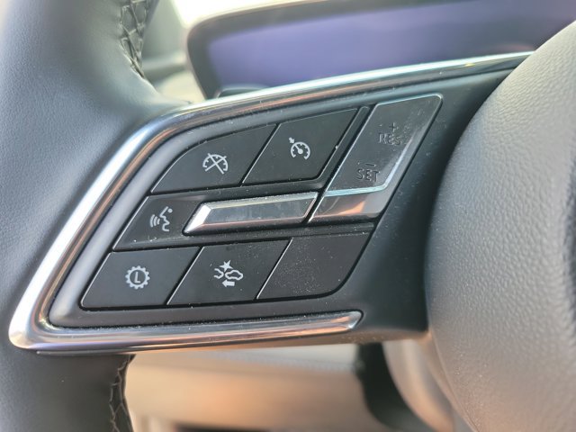 Used 2025 Buick Enclave Preferred AWD/4WD image 16