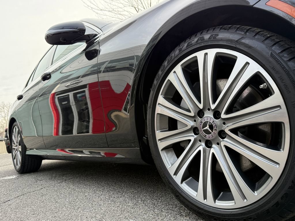 Used 2023 Mercedes-Benz E 350 Sedan w/ Premium Package image 9