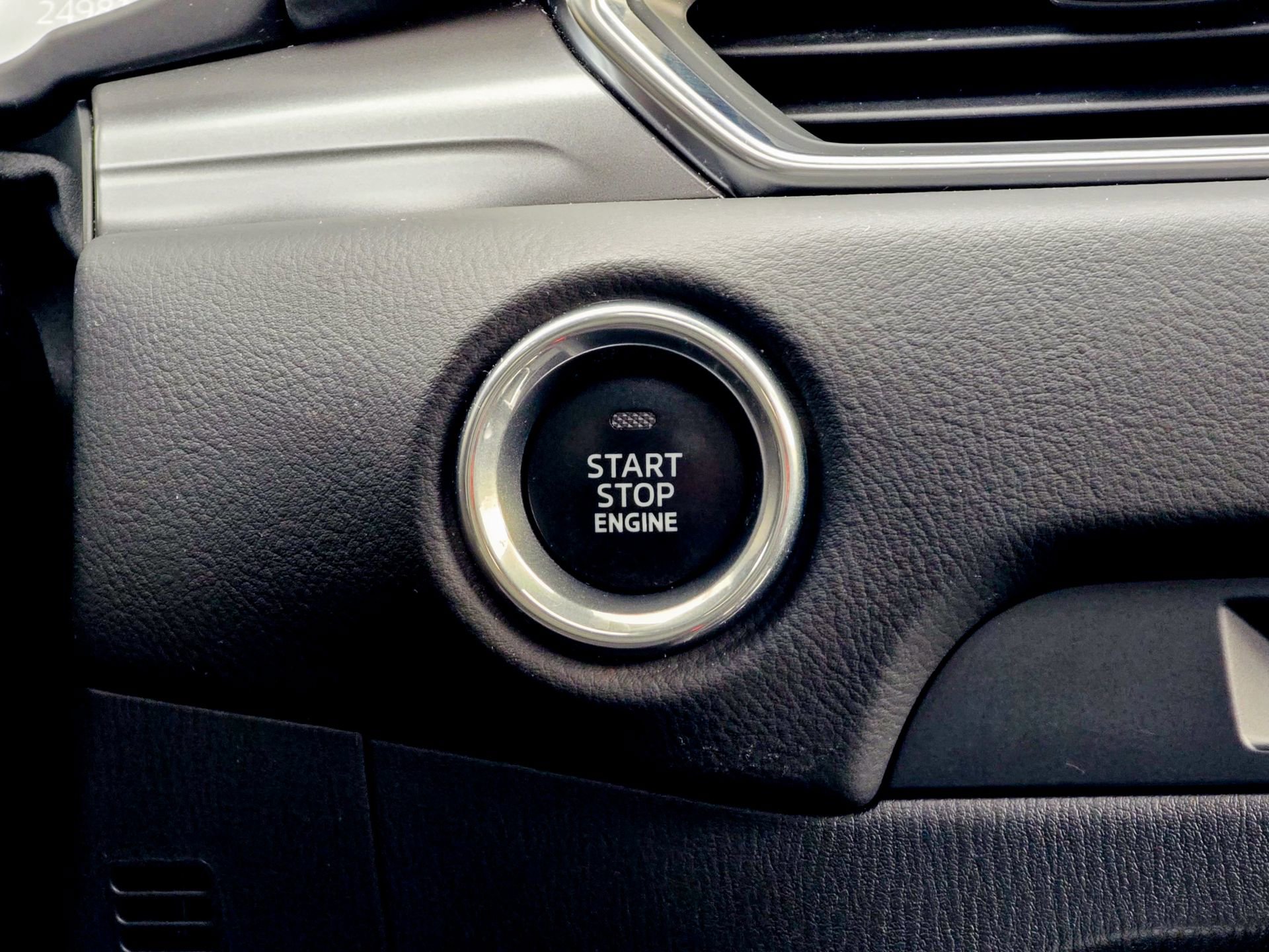 Used 2025 MAZDA CX-5 AWD 2.5 S w/ Preferred Package image 16