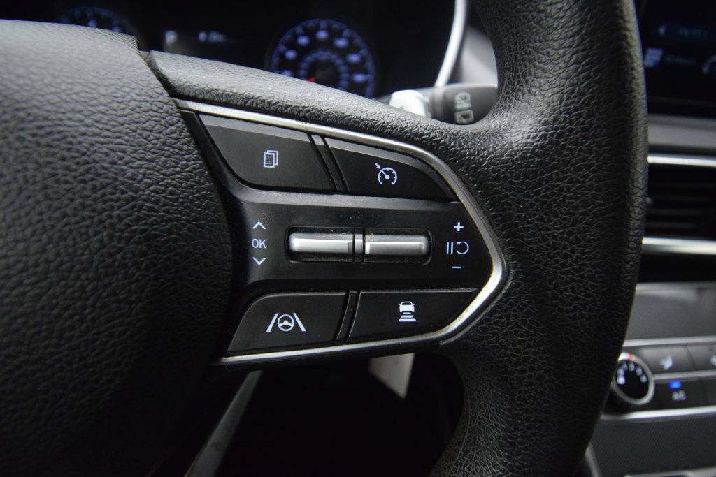 Used 2021 Hyundai Santa Fe SE FWD image 29