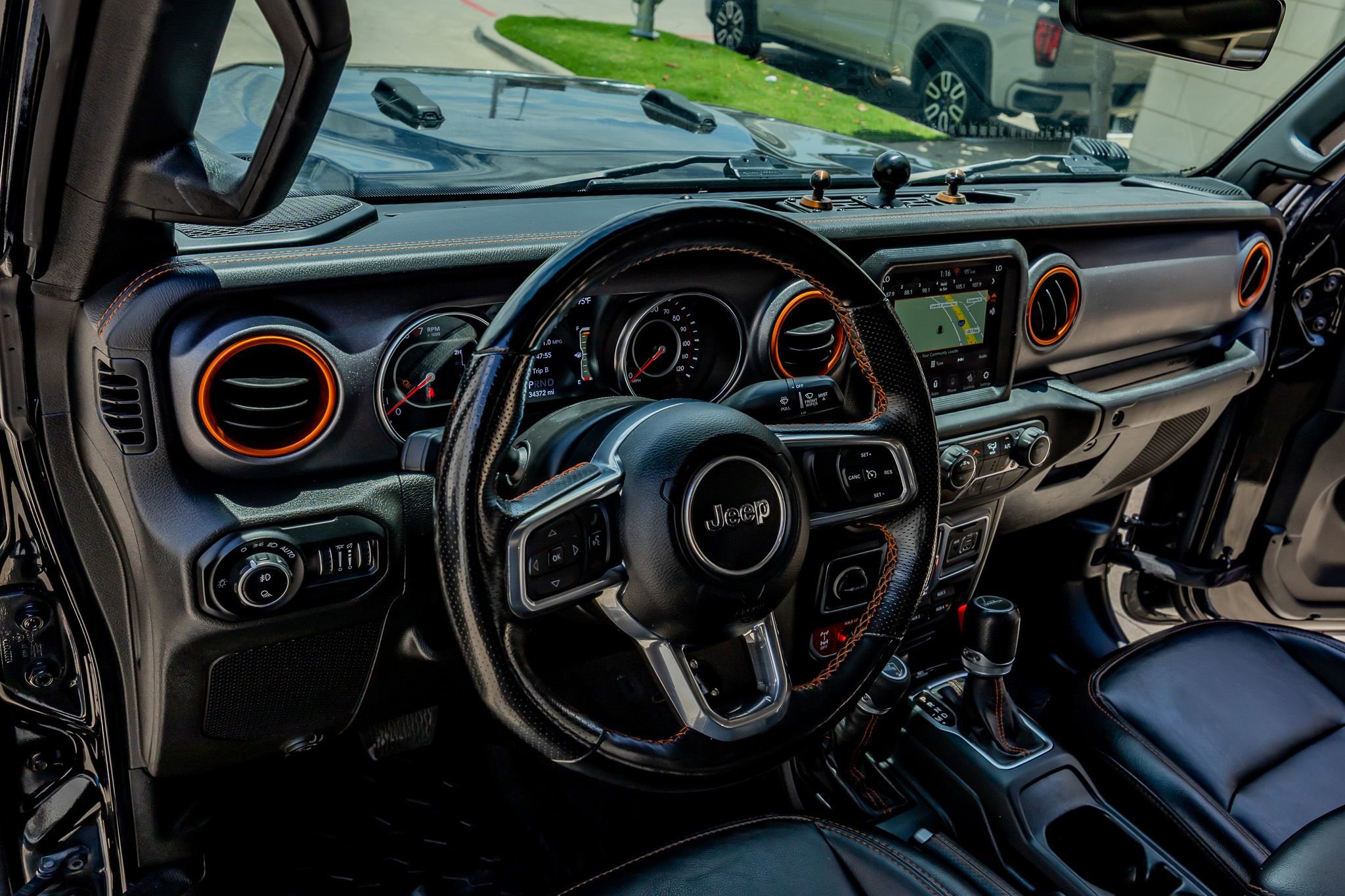 Used 2021 Jeep Gladiator Mojave AWD/4WD image 16