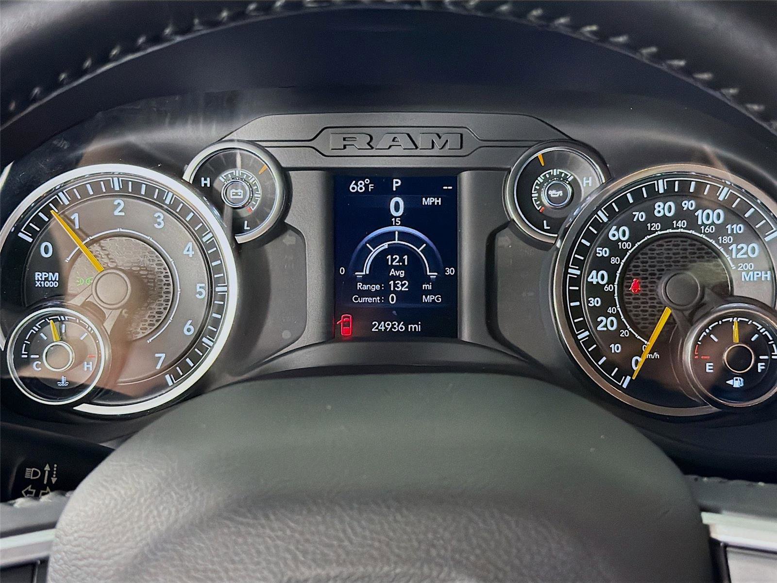 Used 2022 RAM 1500 Big Horn AWD/4WD image 13