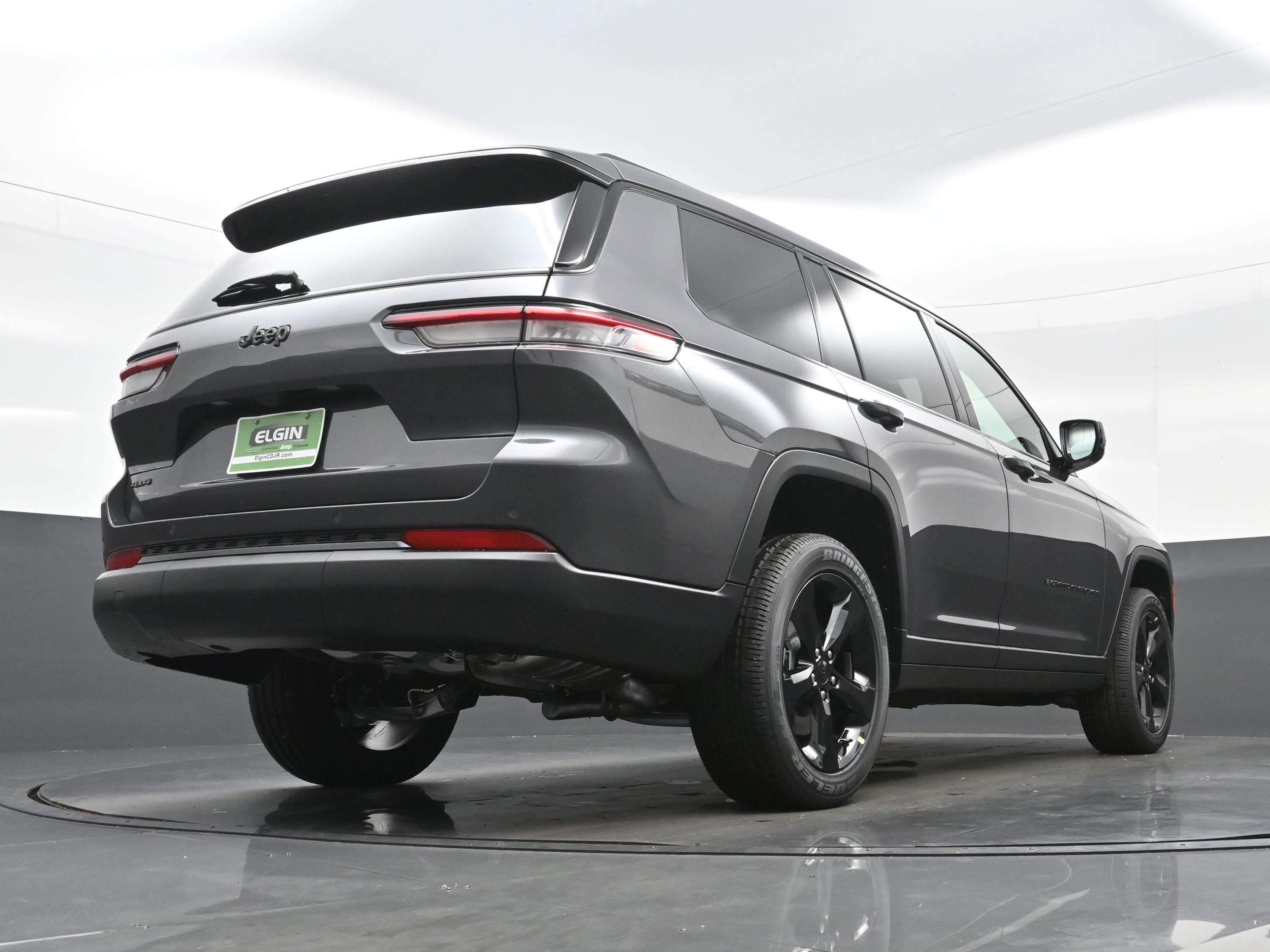 New 2025 Jeep Grand Cherokee L Altitude image 16