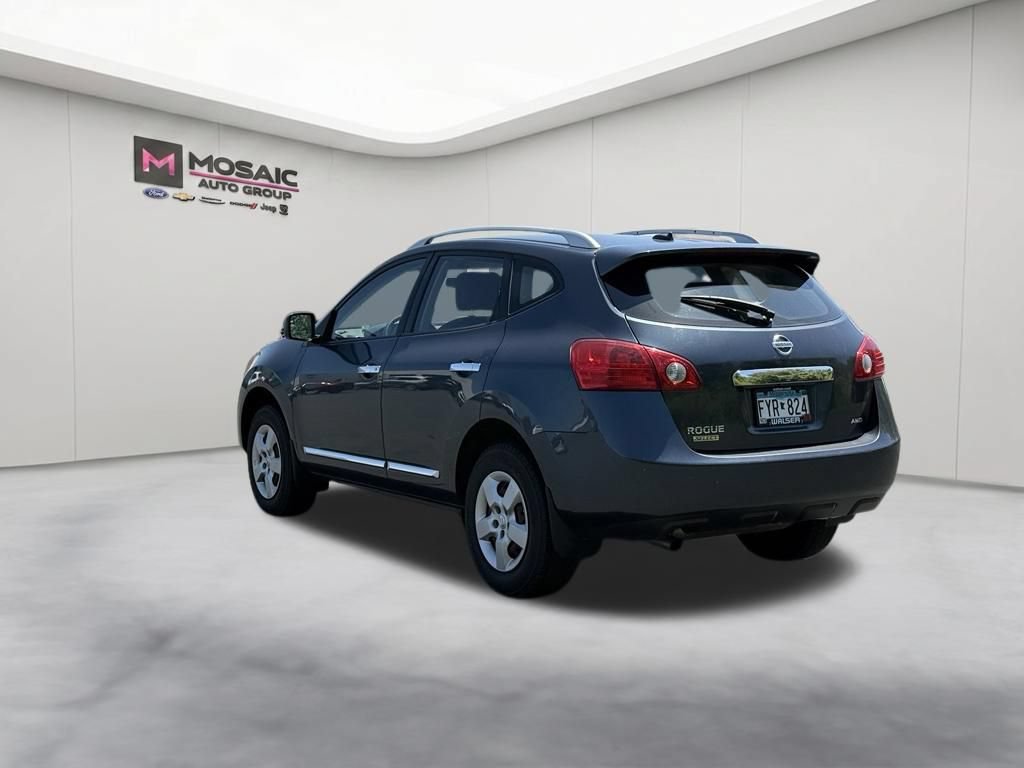 Used 2014 Nissan Rogue S w/ Convenience Package AWD/4WD image 7