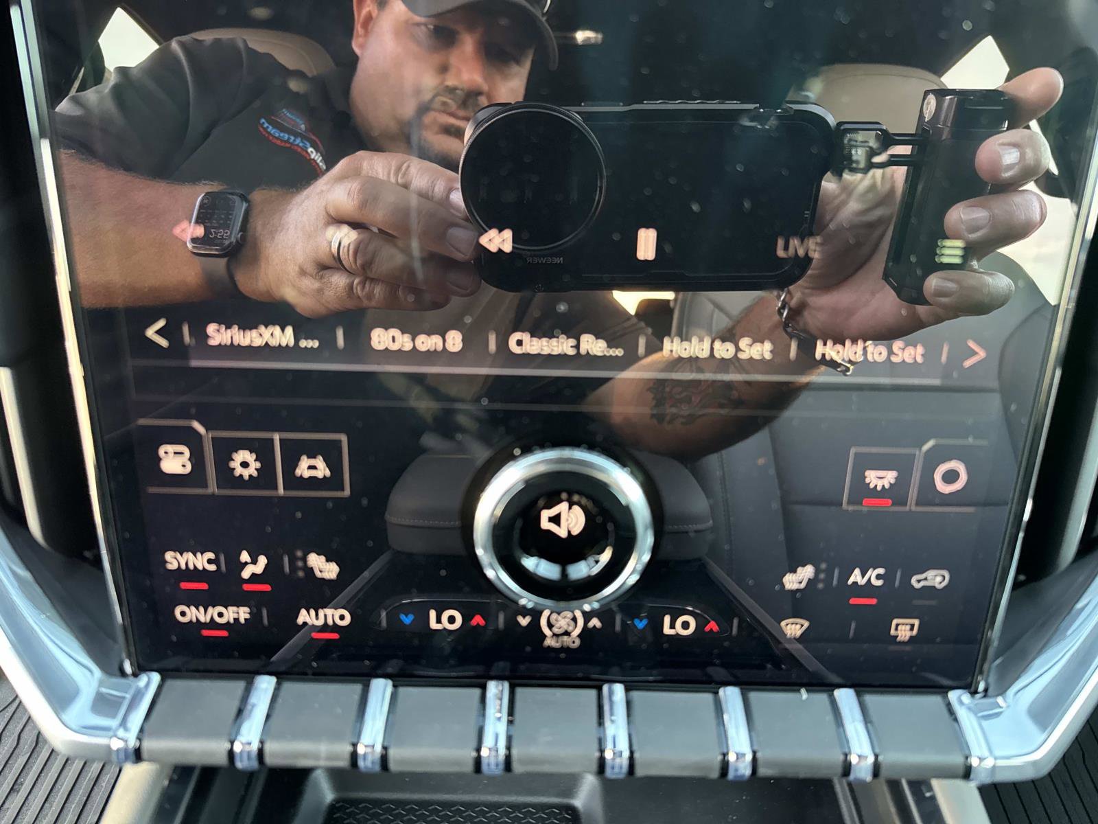 New 2026 GMC Acadia Elevation w/ Elevation Premium Package image 30