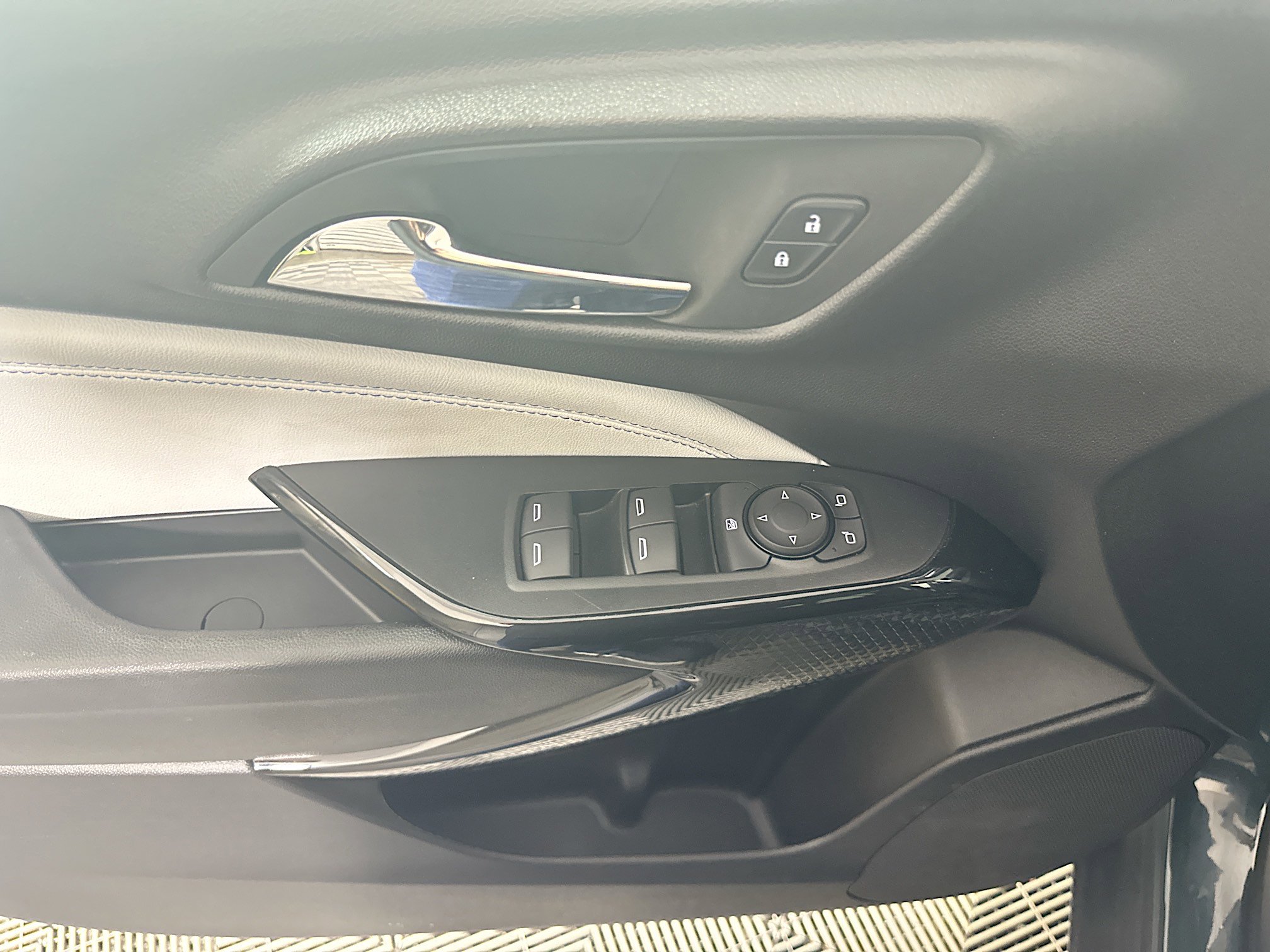 Used 2025 Chevrolet Trax LT image 15