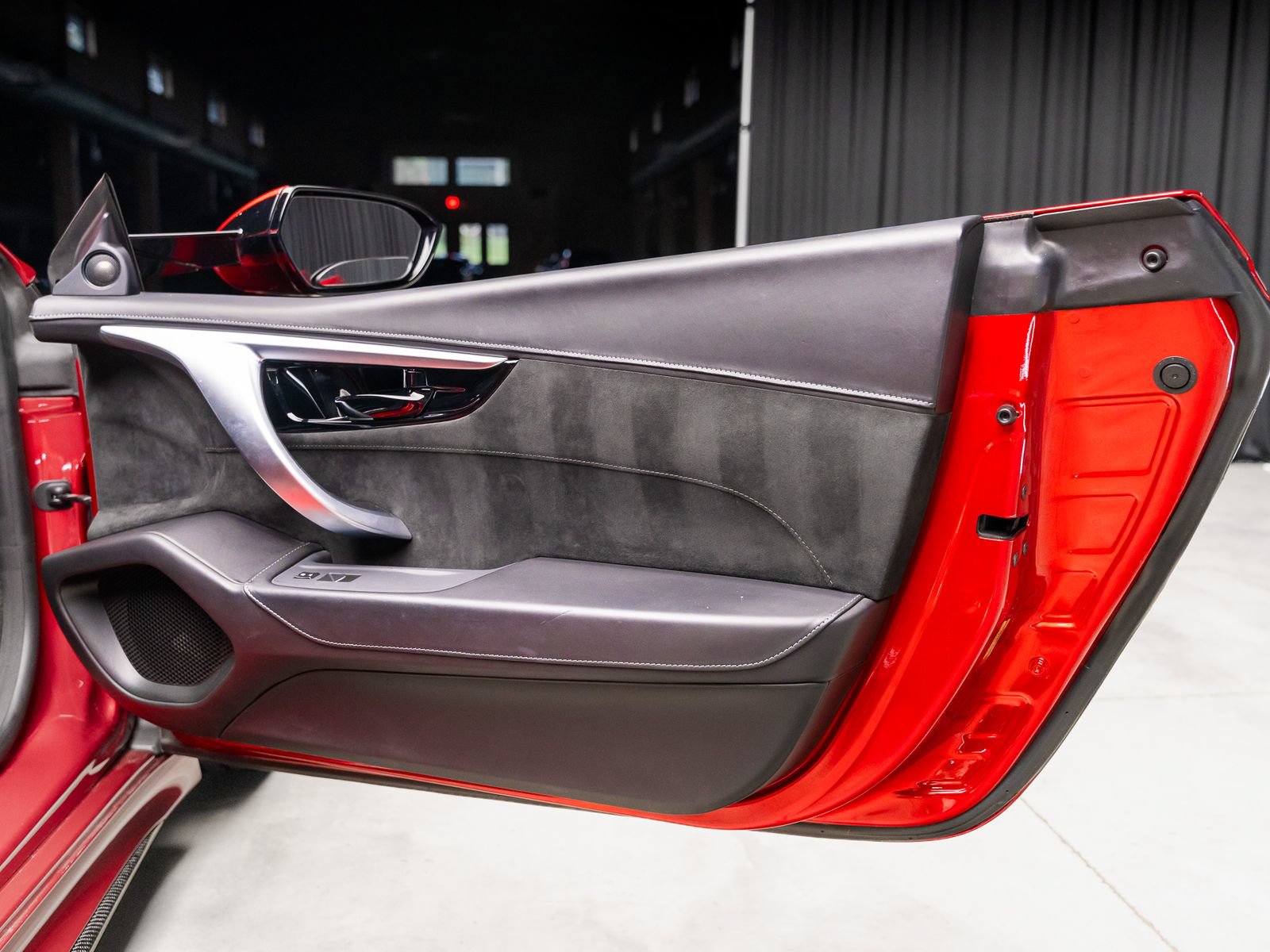 Used 2017 Acura NSX AWD/4WD image 65