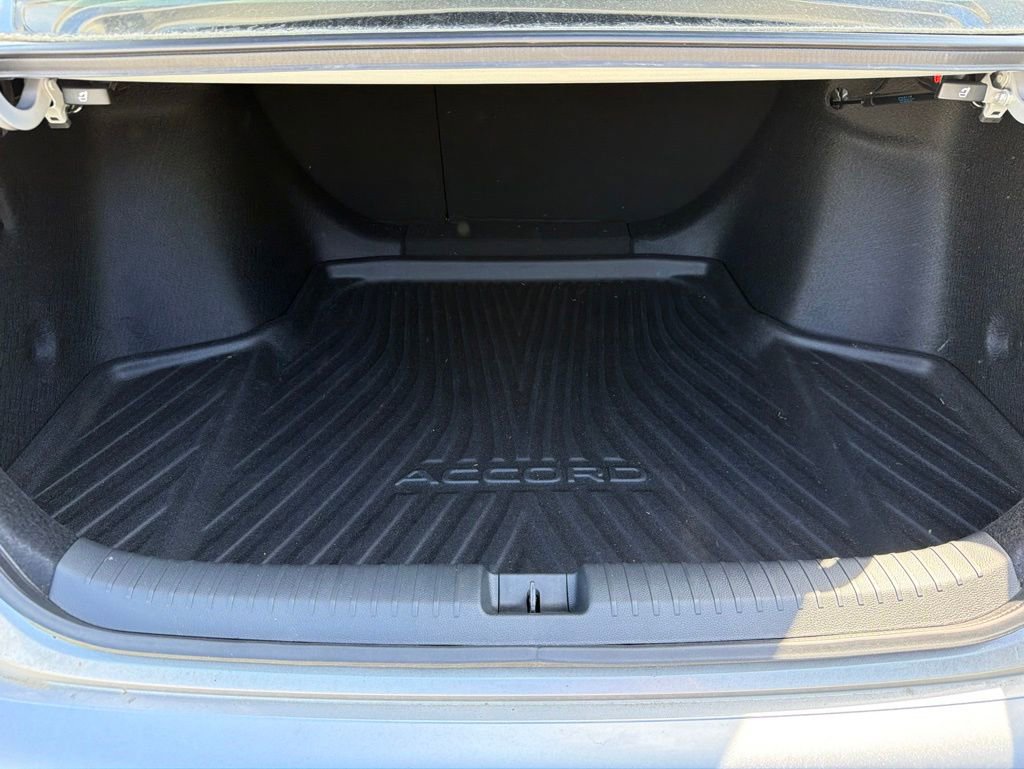 Used 2024 Honda Accord Sport image 5