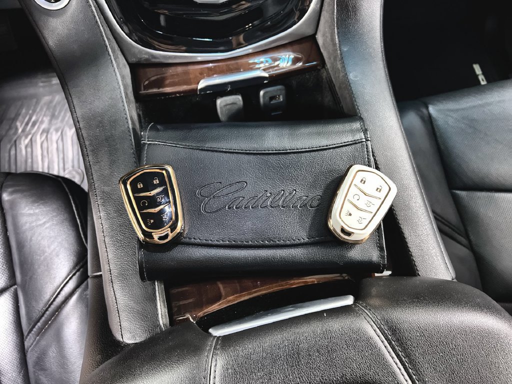 Used 2019 Cadillac Escalade Luxury RWD image 10